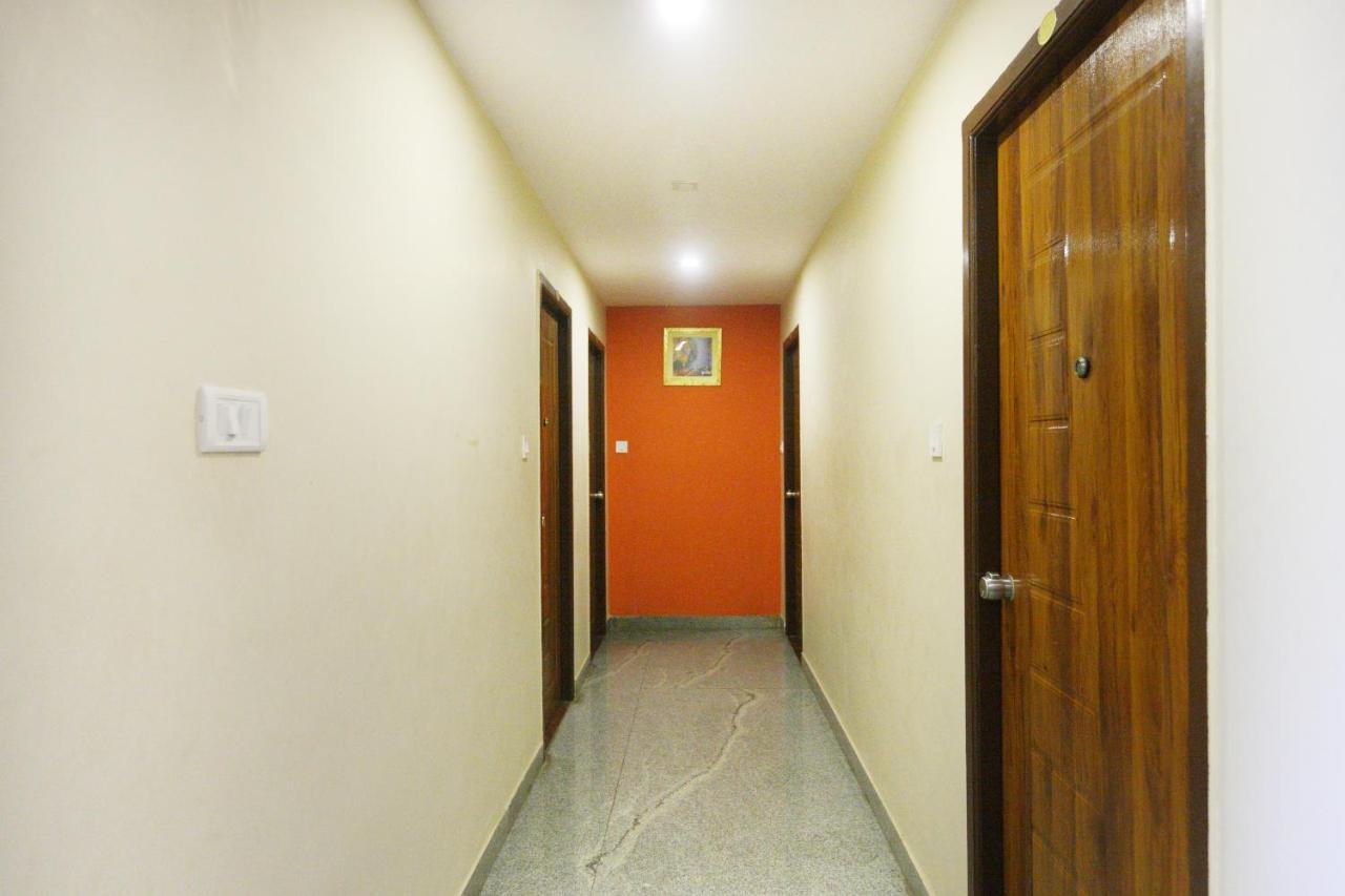 Oyo 7224 Krishna Prasad Chennai Exterior foto