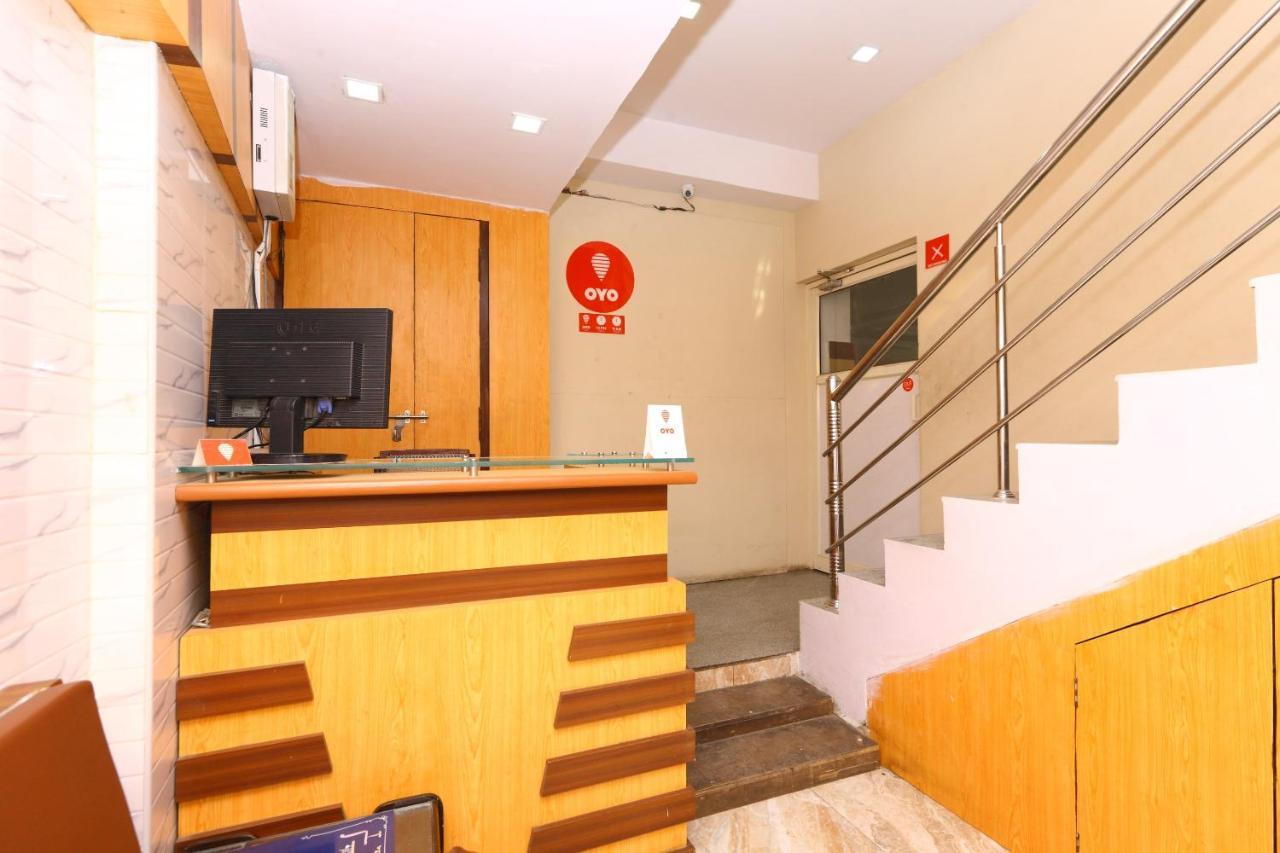 Oyo 7224 Krishna Prasad Chennai Exterior foto